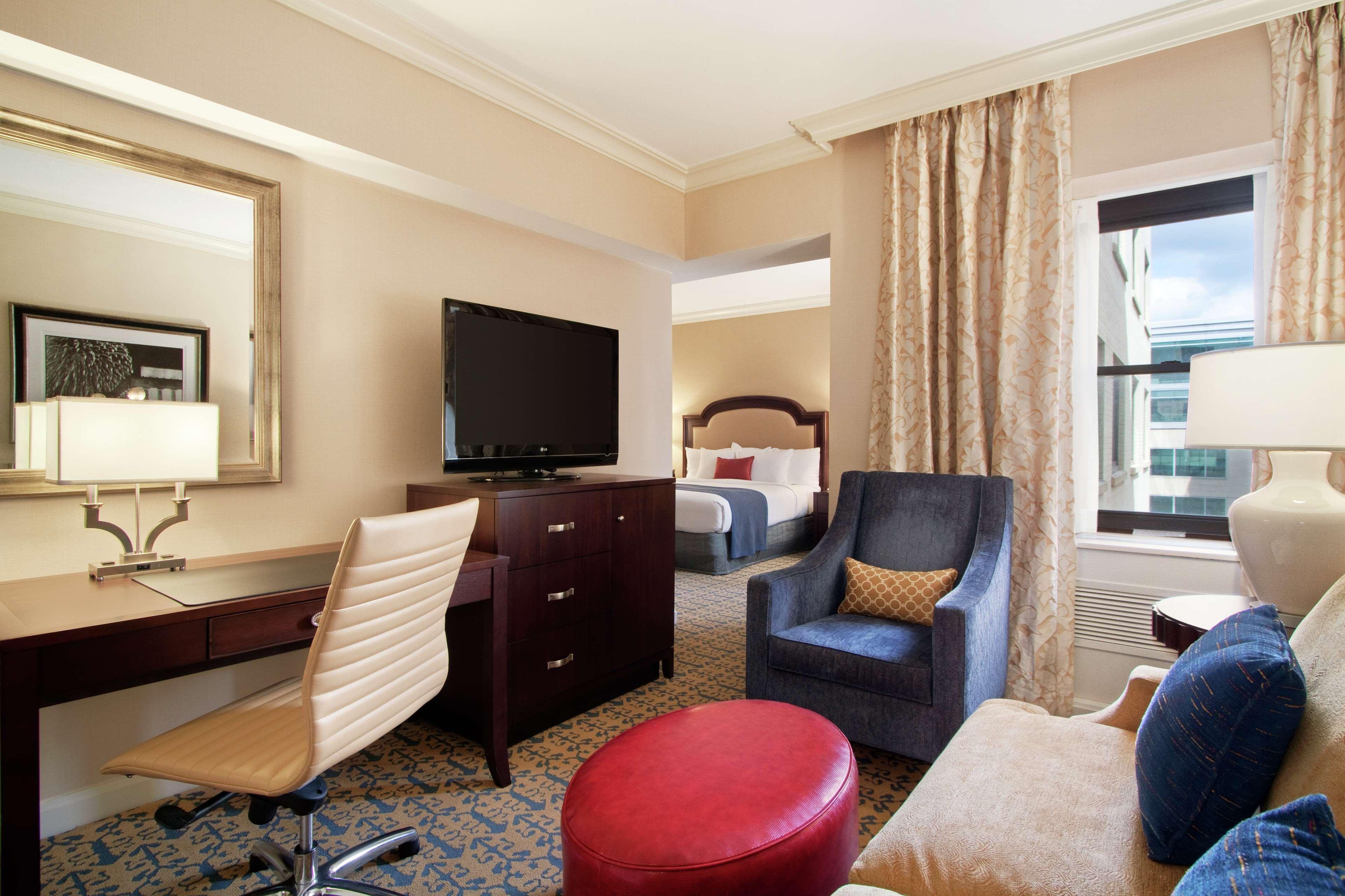 Hotel Capital Hilton 4*