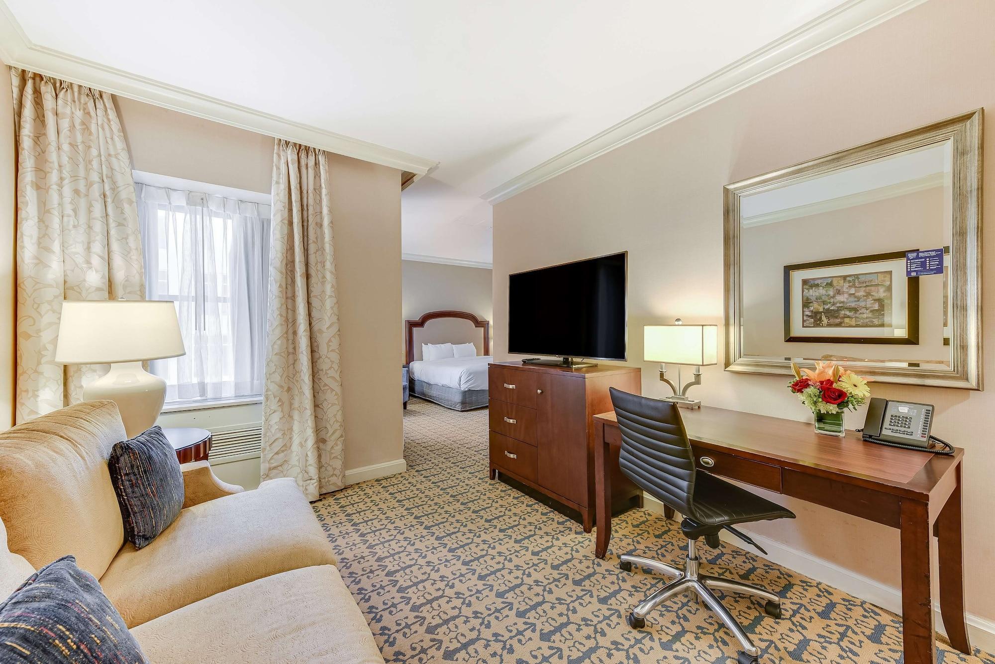 Capital Hilton 4*