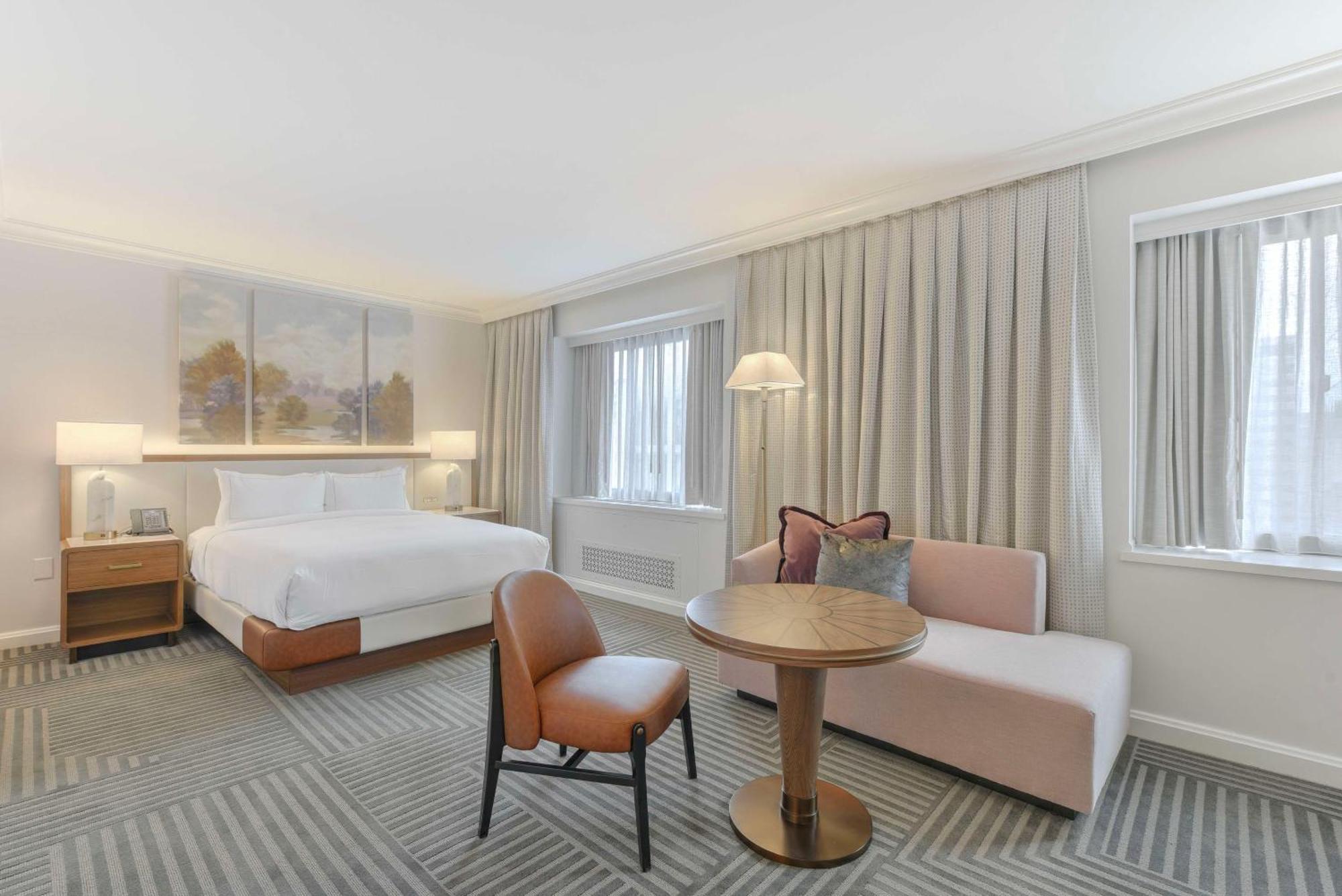 Hotel Capital Hilton 4*