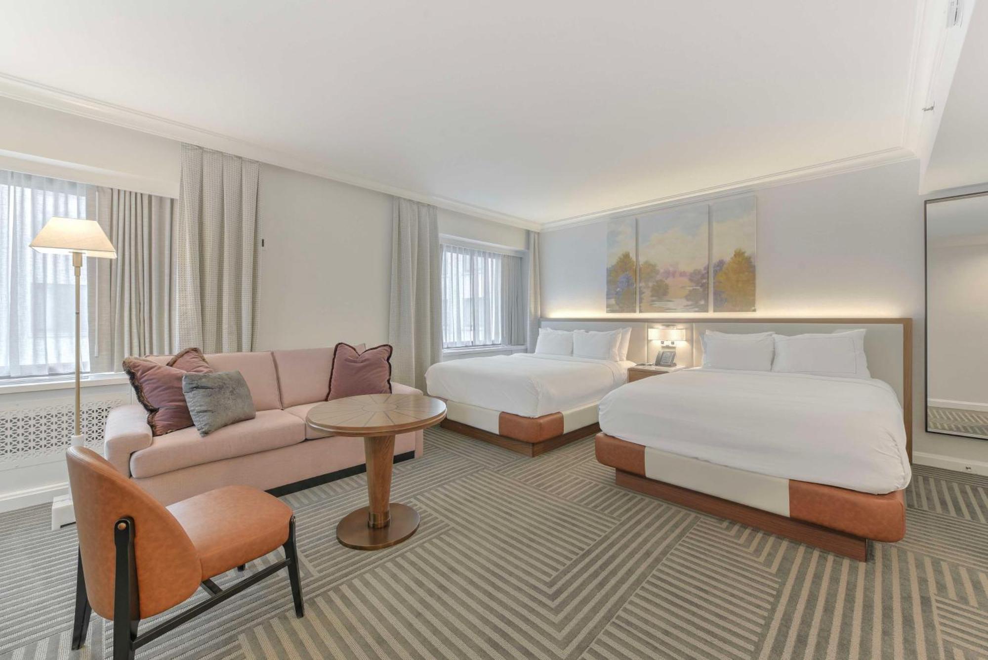Capital Hilton Hotel 4*